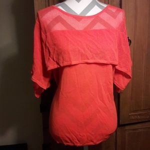 💥SOLD! 💥YUKA top